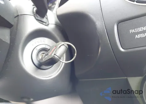 2008 Honda Fit z USA, uszkodzony, nr VIN JHMGD38438S044343